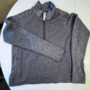 Lululemon Engineering Warmth 1/2 half Zip Graphite Grey/White Size 12